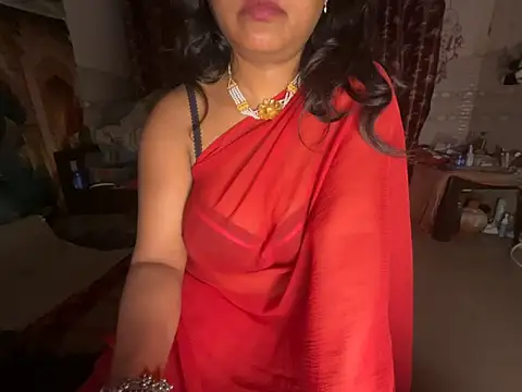 JASMINE1122 Adlı Modelin Canlı XXX Sohbeti