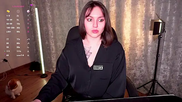 Hoot_owl_cb élő XXX-chatje