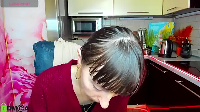 TayanaJons Chat XXX live