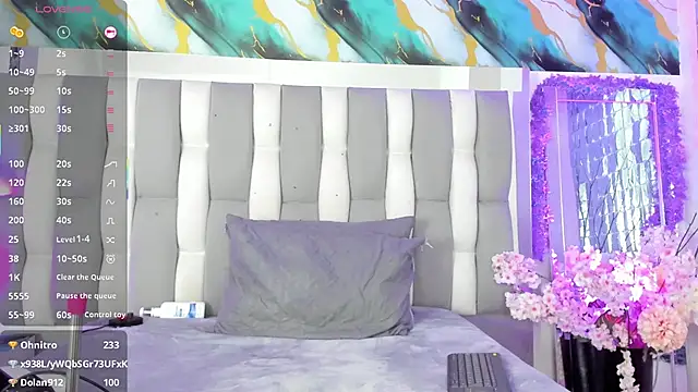 Chat +18 de IsaDiiaz ao vivo