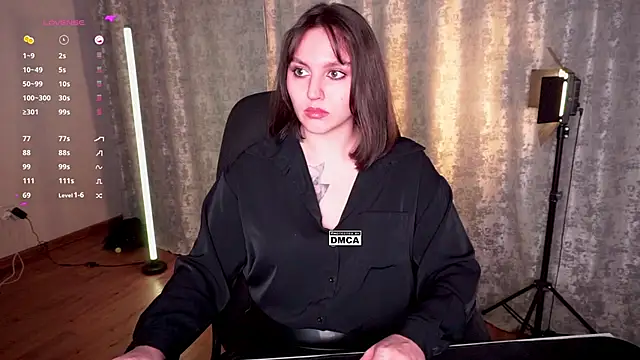 Hoot_owl_cb live XXX chat