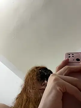 Miacarry Live XXX-chat