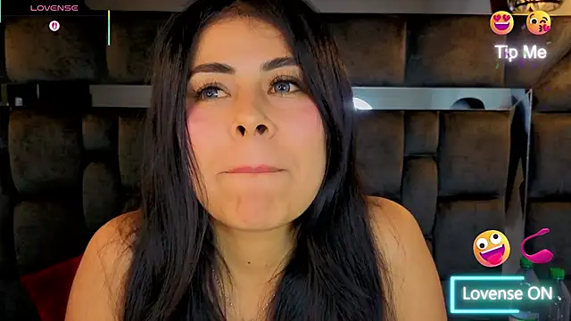 XXX chat uživo modela Aniajoness_