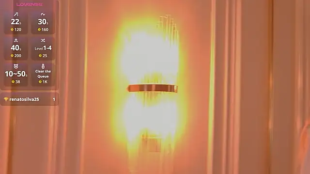 MollyHilton live XXX chat