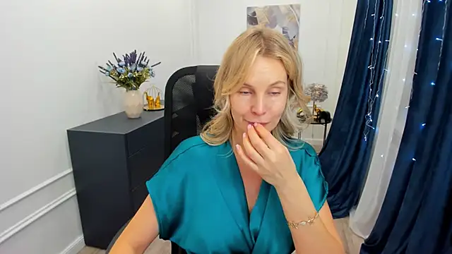 Czat XXX na żywo – Sinty_Devis