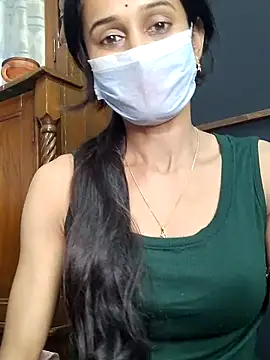 Saharaa Adlı Modelin Web Kamerası Şovu