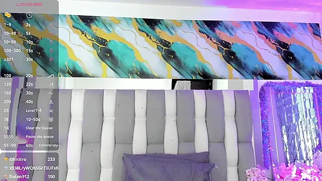 IsaDiiaz 现场XXX聊天