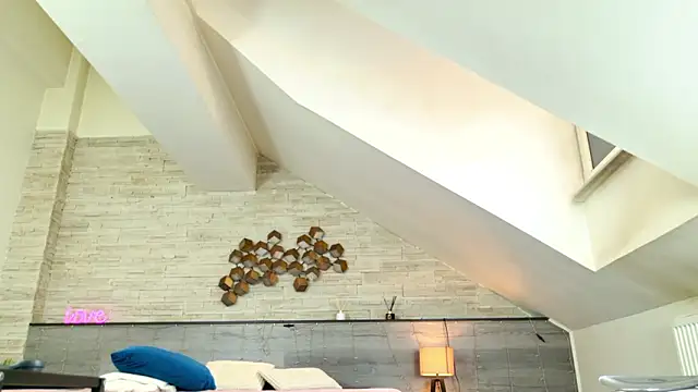 hornyb33_'s Live XXX Chat