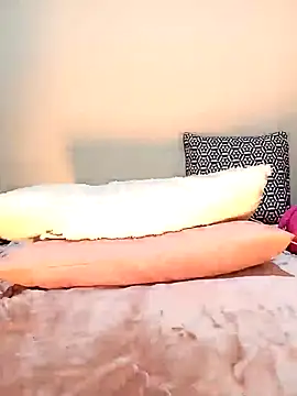 LONA-_-n Live XXX chat