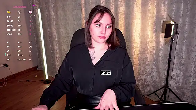 XXX chat uživo modela Hoot_owl_cb