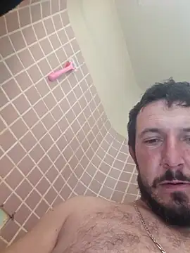 UncutHammer69 Pertunjukan Webcam