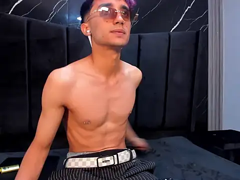 KrisX_hl Webcam Show