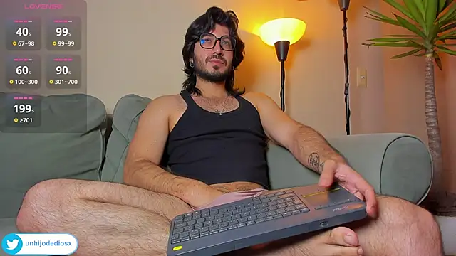 Ackerman_Eren_ Webcam show