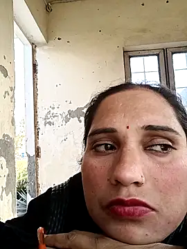 Cute-karisma1234: онлайн-секс-чат