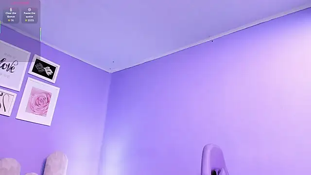 Joon__min: διαδικτυακό σόου στην κάμερα