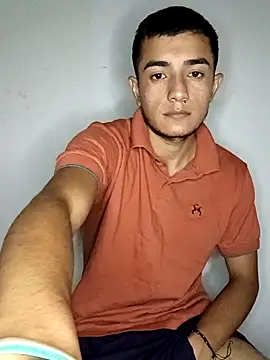 Thick_Cock 现场XXX聊天