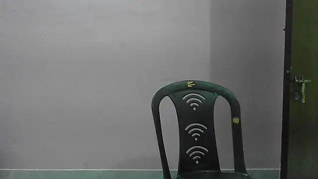 Онлайн чат XXX cute_lailaa