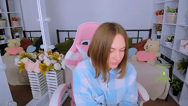 Elma_Lily Live XXX-Chat