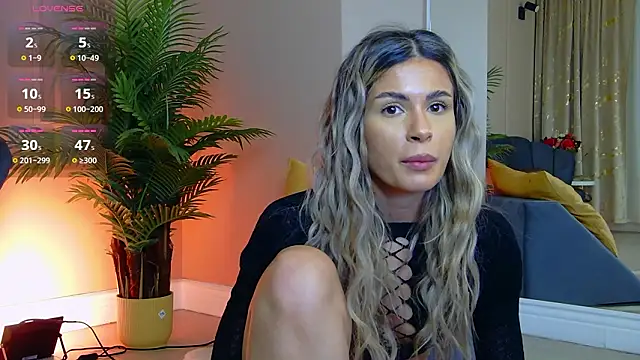 Avril_Cyrus Live XXX-Chat