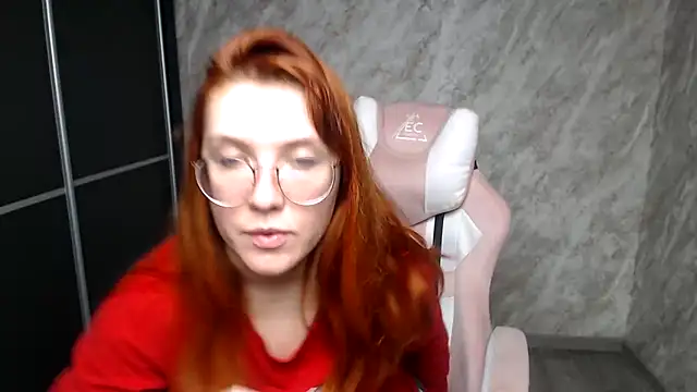 Reginasmilee Adlı Modelin Canlı XXX Sohbeti