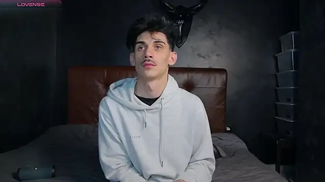 دردشة DanielCrush1 الجنسية المباشرة