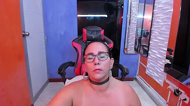 ashleylove_prg 라이브 XXX 채팅