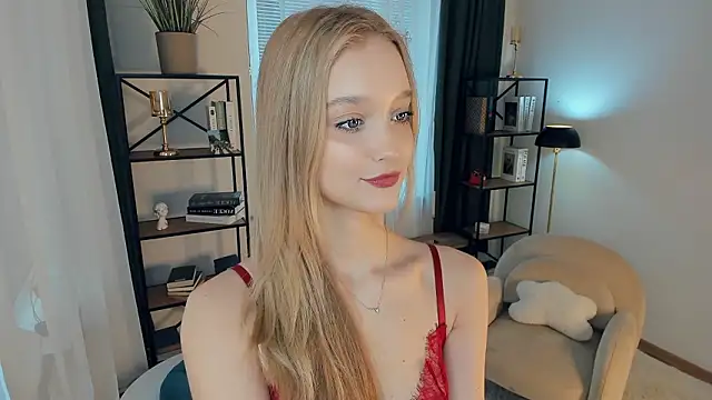 SerrenaAaのライブXXXチャット