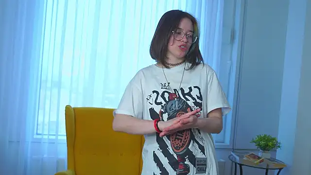 Živý XXX chat KarrenPear