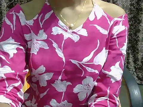 Adorable_Ayesha: онлайн-секс-чат