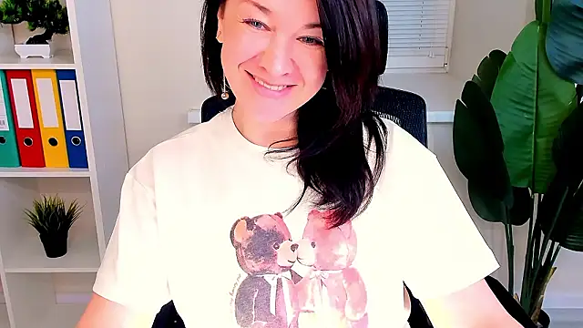 AnaMills Adlı Modelin Canlı XXX Sohbeti