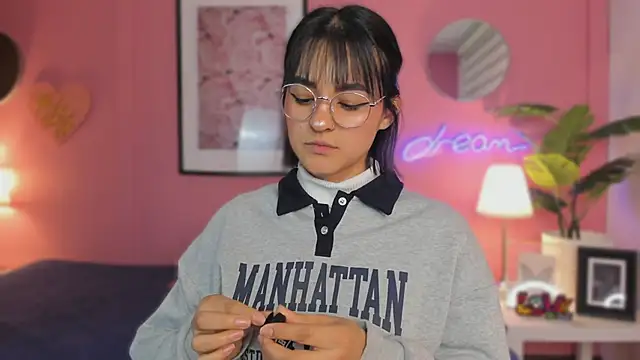 SoySaraa's Live XXX Chat