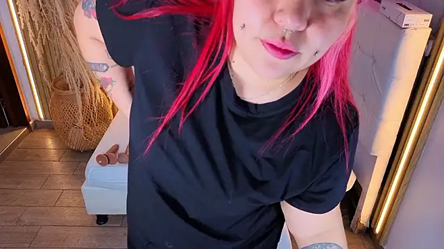 Bruja__Scarlata Chat XXX live