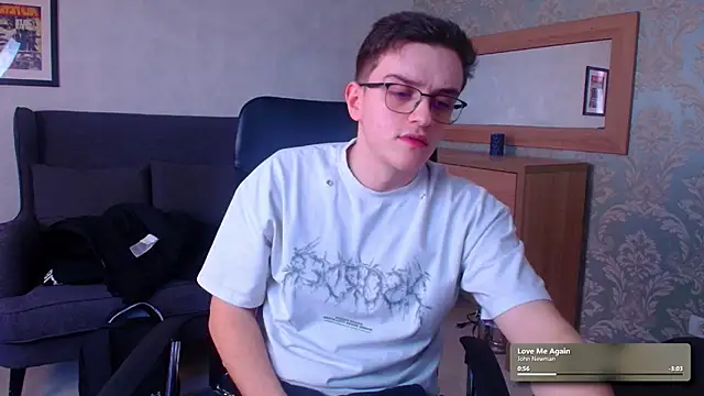 Онлайн чат XXX FelixStarkk