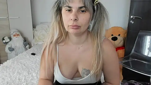 sweetemy4u Show Webcam