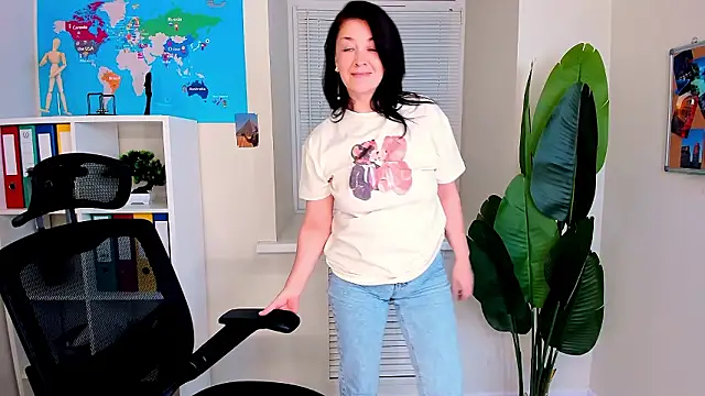 AnaMills Chat XXX live