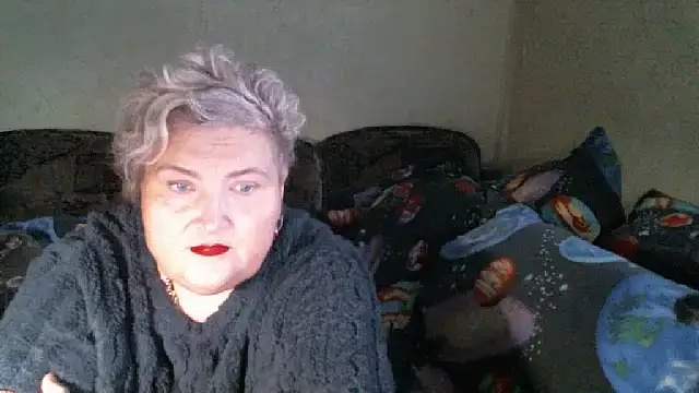 Lana555: онлайн-секс-чат