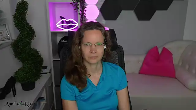 AnnikaRose's Live XXX Chat
