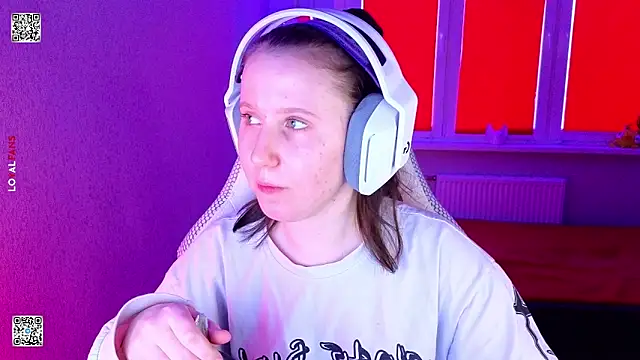 mon_lola: онлайн-секс-чат