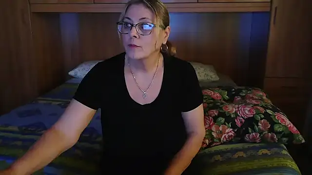 pussy_boom4u Live XXX Chat