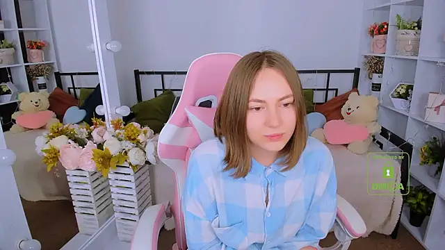 Elma_Lily 现场XXX聊天