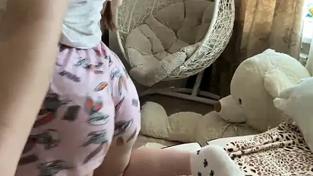 Pertunjukan Kamera Web AnjaEmmlck