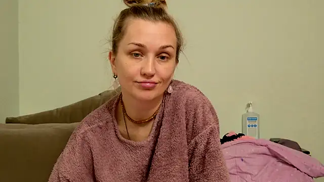 Hotty_Evochka: онлайн-секс-чат