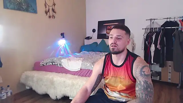 Živý XXX chat Tiberius_hunk