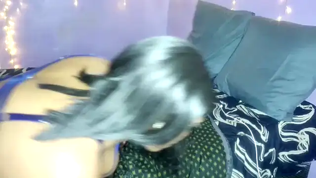 wilmaassylum Chat XXX live