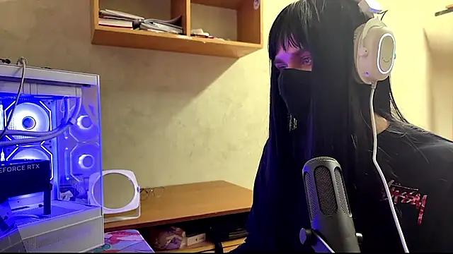 Akim_exe_UwU_femboyn Webbikameraesitys