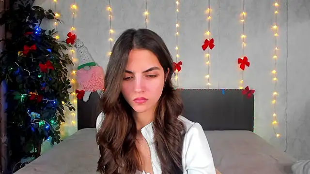 Pokazy przed kamerką – Milana_Crystal_