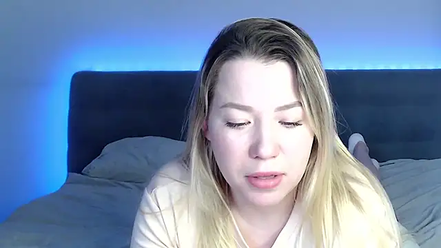 Embersweetbunny: онлайн-секс-чат