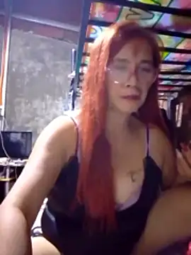 SexyHottMom Show in webcam