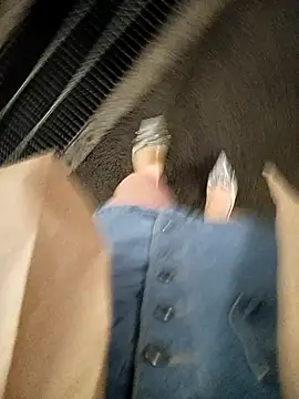 Baby-Linh: вебкам-шоу