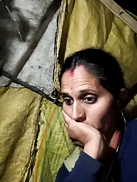 Bhavna8080 Show in webcam